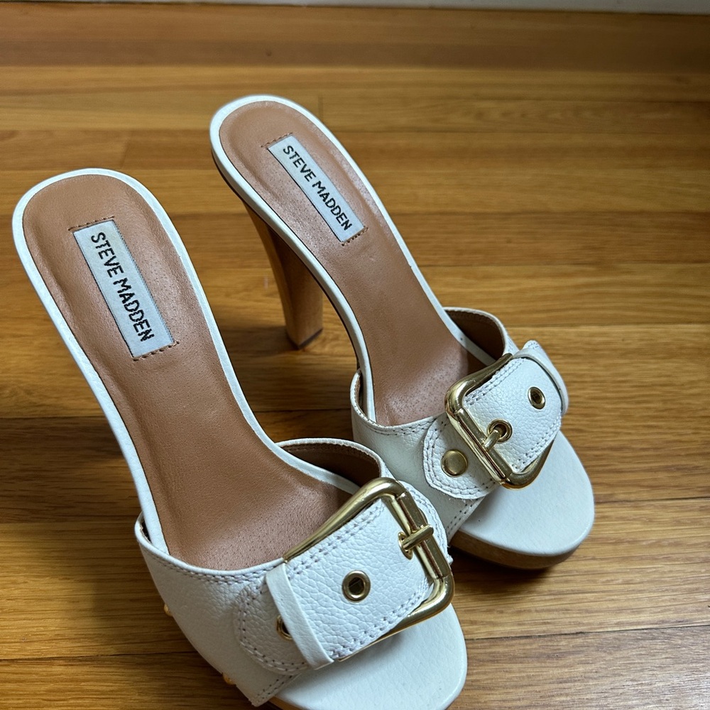 Steve Madden White Heels with Gold Buckle